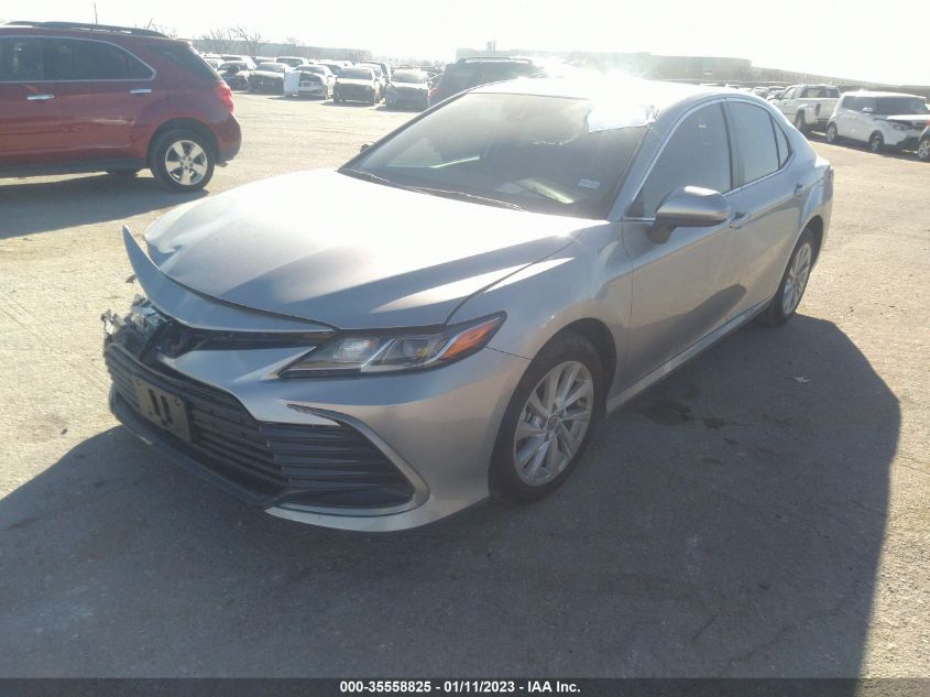 2022 TOYOTA CAMRY LE VIN: 4T1C11AK2NU692628