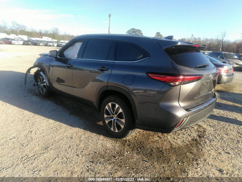 2022 TOYOTA HIGHLANDER XLE VIN: 5TDGZRAH4NS539500