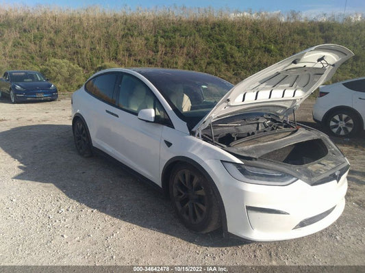 2022 TESLA MODEL X VIN: 7SAXCBE50NF333011