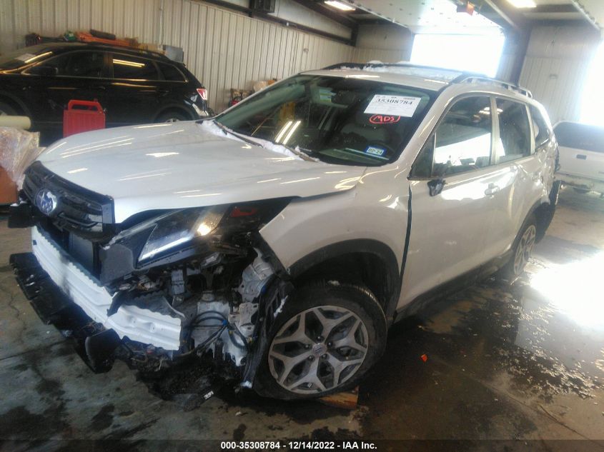 2022 SUBARU FORESTER PREMIUM VIN: JF2SKAEC1NH438273
