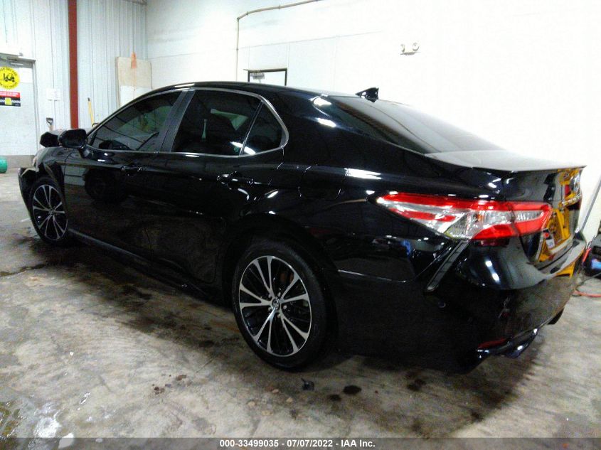 2020 TOYOTA CAMRY SE VIN: 4T1G11AK0LU352537