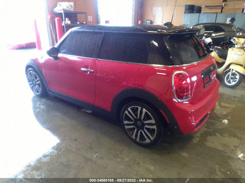 2021 MINI HARDTOP 2 DOOR COOPER S VIN: WMWXR5C01M2M91151