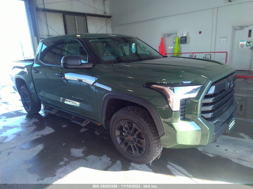 2022 TOYOTA TUNDRA 4WD SR5 VIN: 5TFLA5DB8NX056737