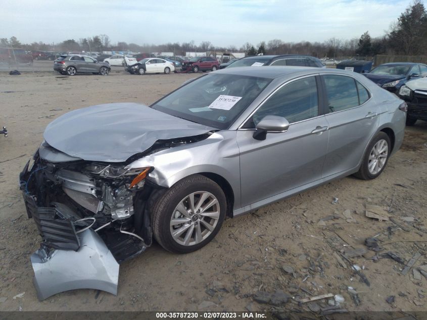 2022 TOYOTA CAMRY LE VIN: 4T1C11AK7NU049093