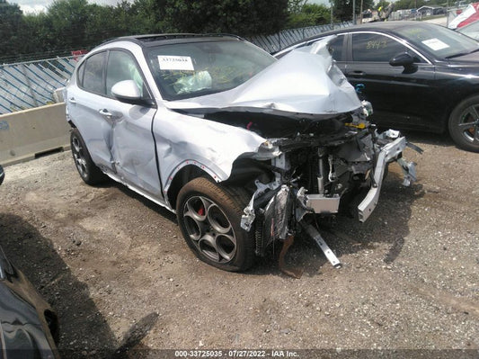2022 ALFA ROMEO STELVIO SPRINT VIN: ZASPAKAN8N7D38950