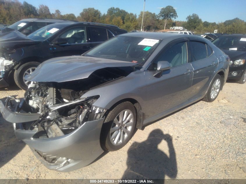 2020 TOYOTA CAMRY LE VIN: 4T1C11AK2LU950773