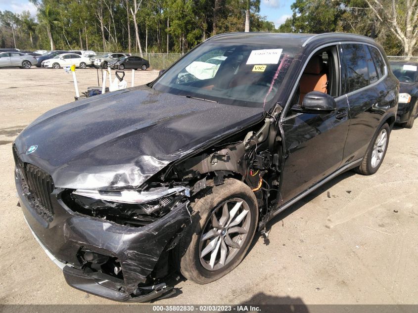 2023 BMW X5 XDRIVE45E VIN: 5UXTA6C07P9R00438