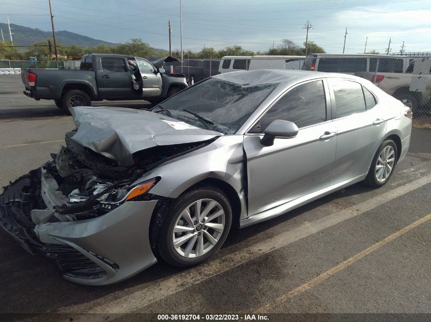 2022 TOYOTA CAMRY LE VIN: 4T1R11AK0NU694789