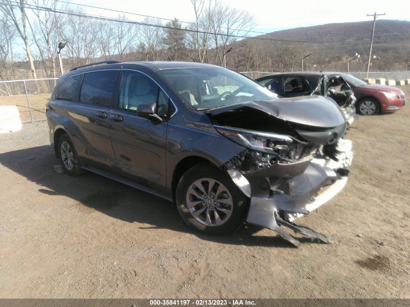 2022 TOYOTA SIENNA LE VIN: 5TDKSKFC8NS071595