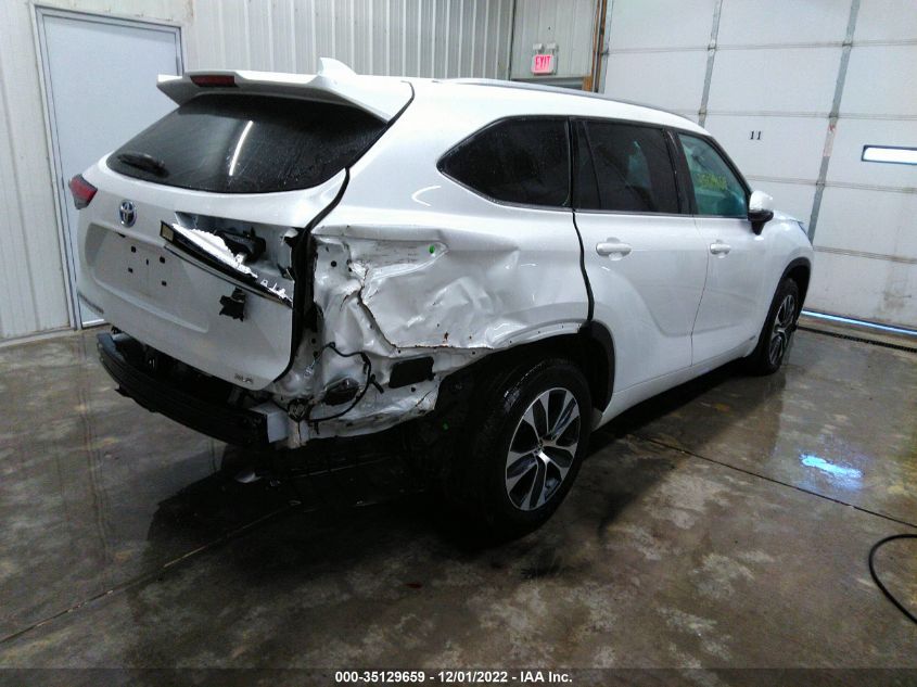 2022 TOYOTA HIGHLANDER HYBRID XLE VIN: 5TDHBRCH5NS539060