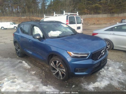2021 VOLVO XC40 R-DESIGN VIN: YV4162UM7M2410104