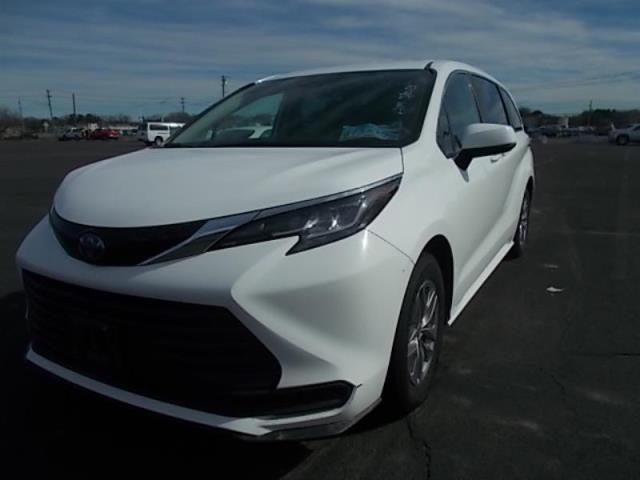 2022 TOYOTA SIENNA LE VIN: 5TDKRKEC8NS087583