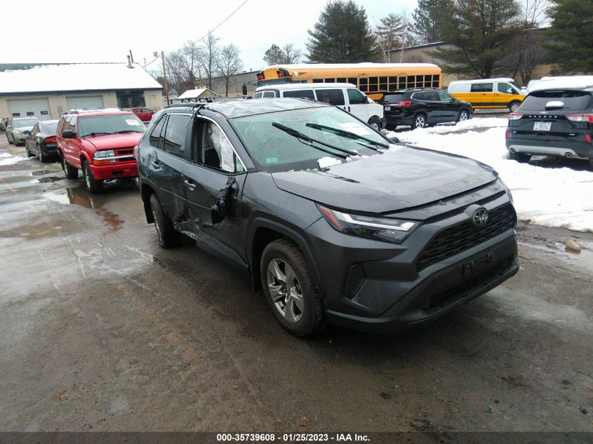 2022 TOYOTA RAV4 XLE VIN: 2T3P1RFVXNC288911