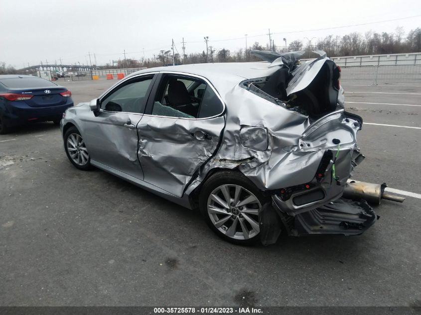 2022 TOYOTA CAMRY LE VIN: 4T1C11AK0NU693762