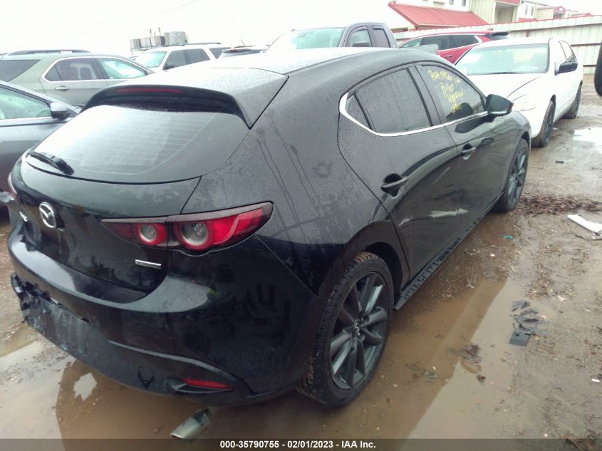 2021 MAZDA MAZDA3 HATCHBACK PREFERRED VIN: JM1BPALLXM1404049