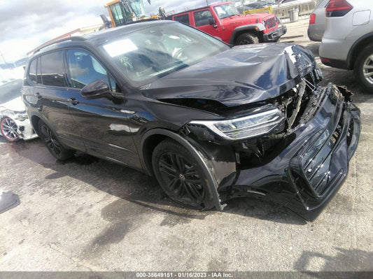 2022 VOLKSWAGEN TIGUAN SE R-LINE BLACK VIN: 3VVCB7AX6NM100007