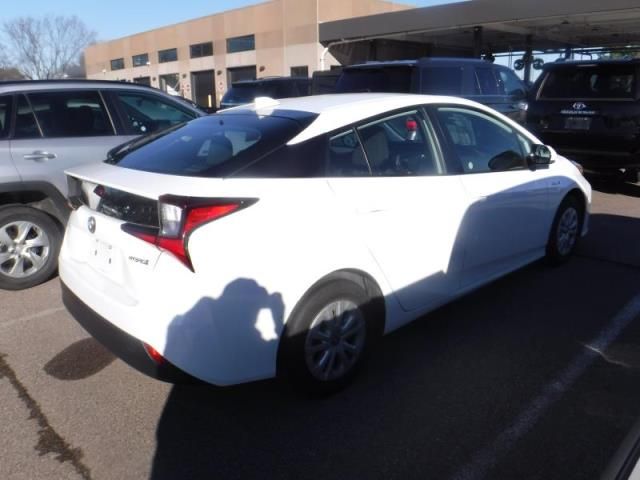 2021 TOYOTA PRIUS L VIN: JTDKAMFU3M3150552