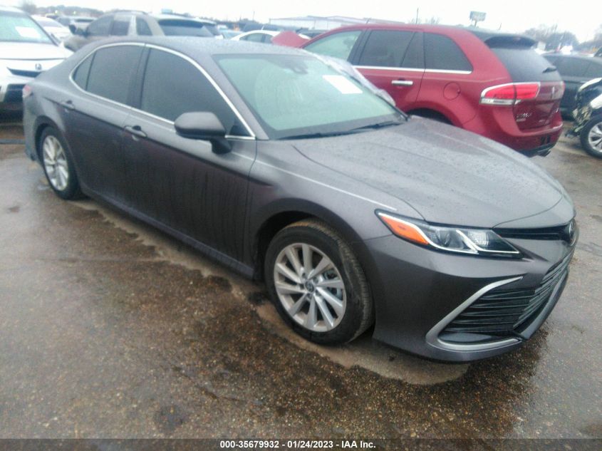 2022 TOYOTA CAMRY LE VIN: 4T1C11AK3NU057269
