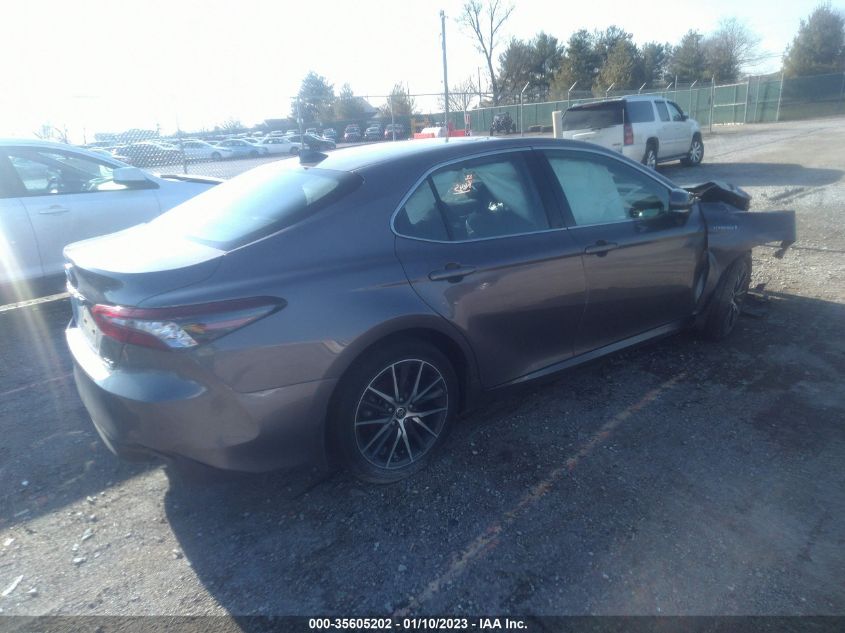 2021 TOYOTA CAMRY HYBRID XLE VIN: 4T1F31AK4MU562095
