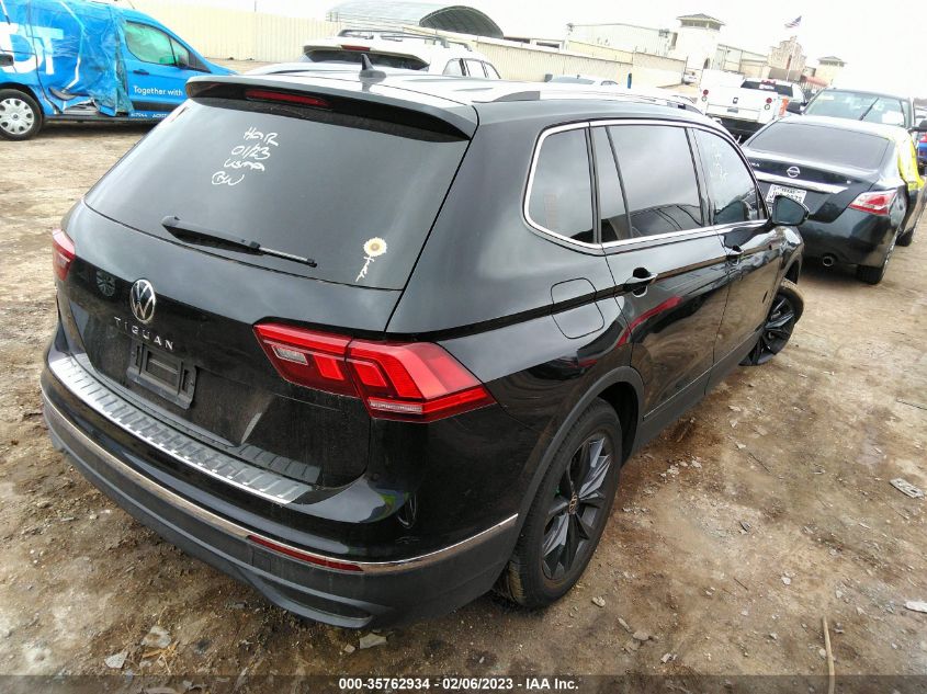 2022 VOLKSWAGEN TIGUAN SE VIN: 3VV3B7AX4NM095843