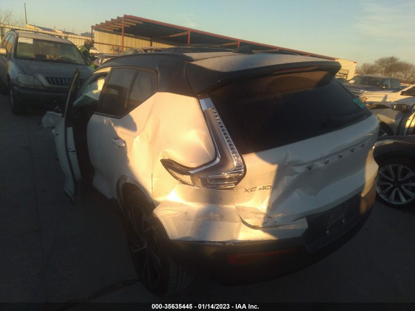 2021 VOLVO XC40 R-DESIGN VIN: YV4162UM2M2468007