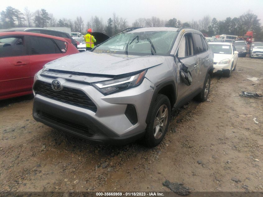 2022 TOYOTA RAV4 XLE VIN: 2T3W1RFV6NC199767