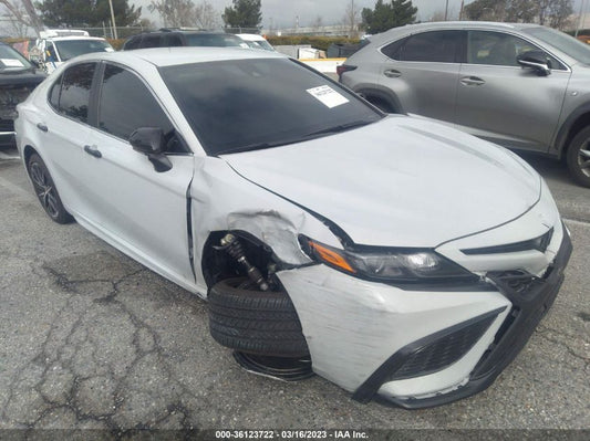 2022 TOYOTA CAMRY SE VIN: 4T1G11AK8NU038010