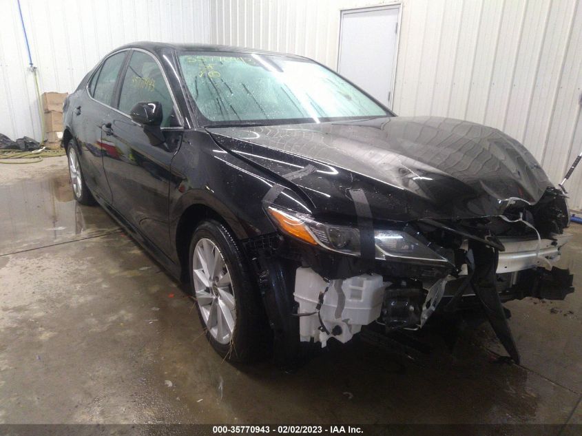 2022 TOYOTA CAMRY LE VIN: 4T1C11AK4NU672428