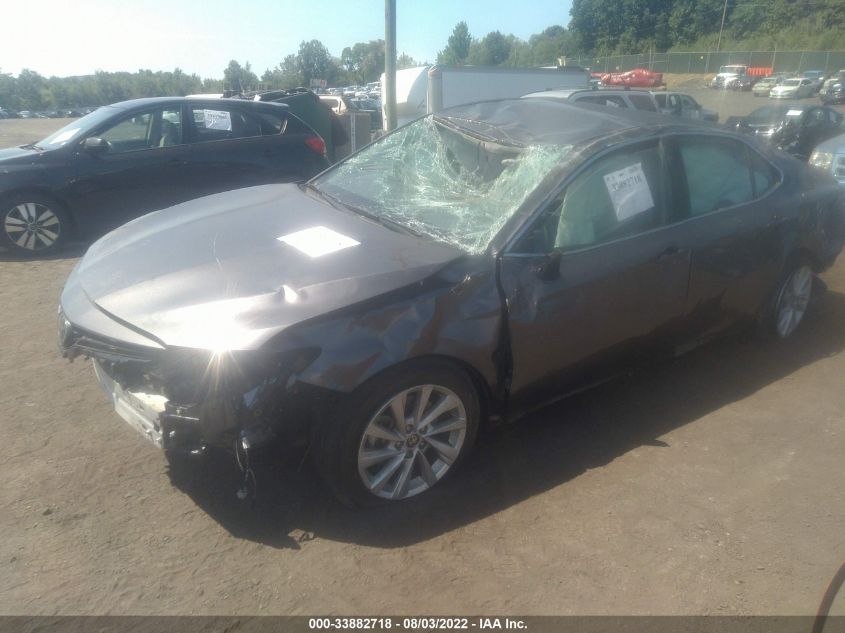 2022 TOYOTA CAMRY LE VIN: 4T1C11BK1NU055261