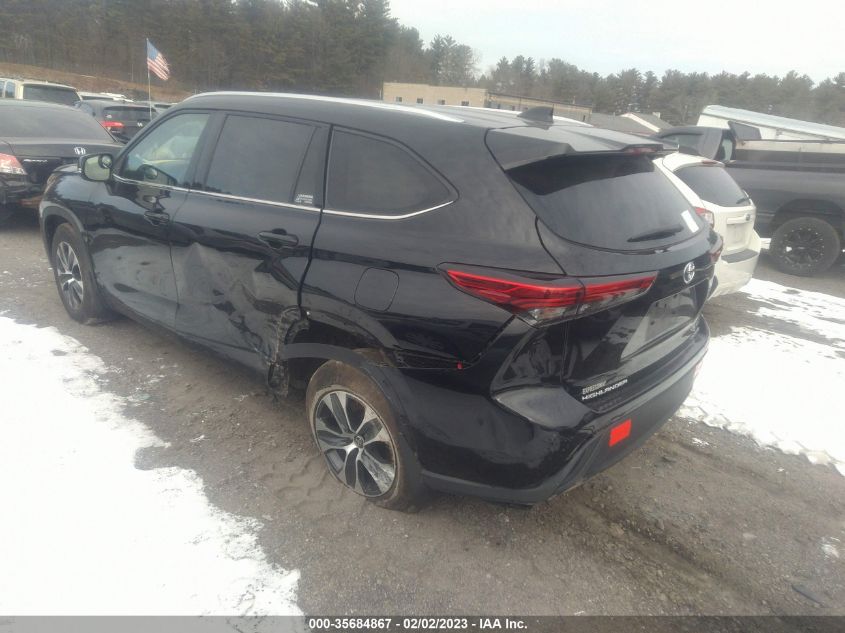 2021 TOYOTA HIGHLANDER XLE VIN: 5TDGZRBH8MS547841