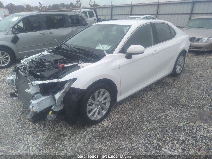2021 TOYOTA CAMRY LE VIN: 4T1C11AKXMU512102