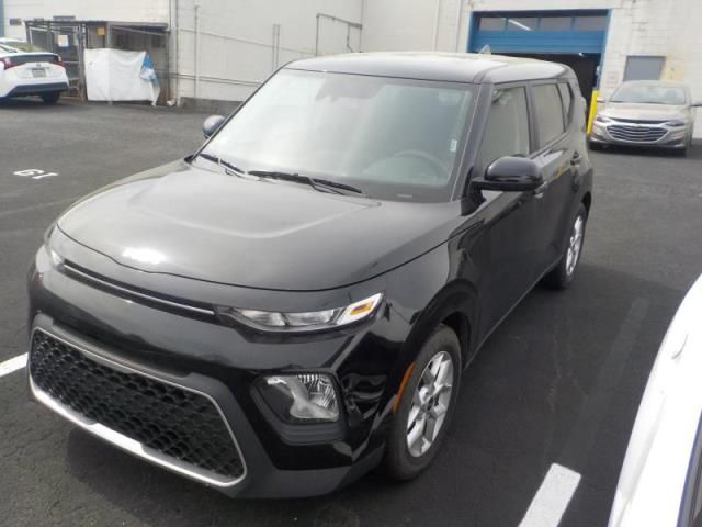 2022 KIA SOUL LX VIN: KNDJ23AU8N7182210