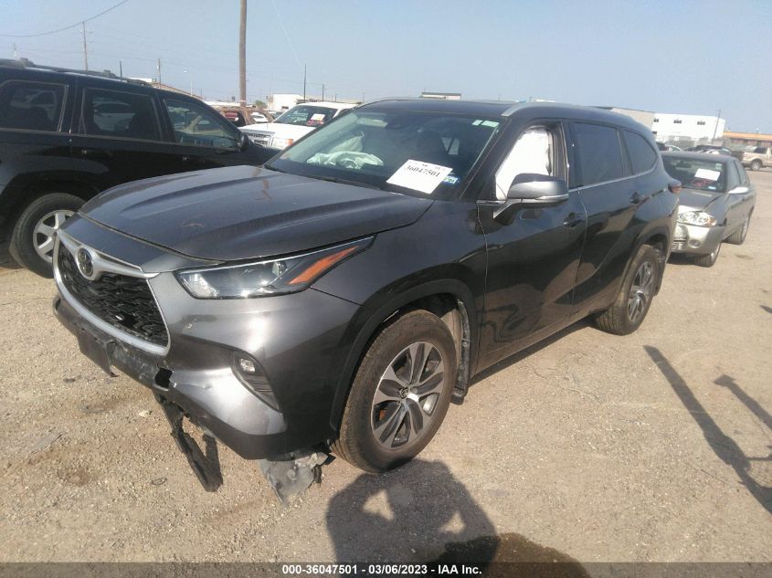 2022 TOYOTA HIGHLANDER XLE VIN: 5TDGZRBH7NS567418
