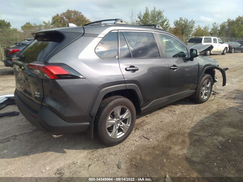 2022 TOYOTA RAV4 XLE VIN: 2T3P1RFV1NC284326
