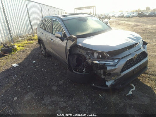 2022 TOYOTA RAV4 XLE VIN: 2T3W1RFV8NC202409