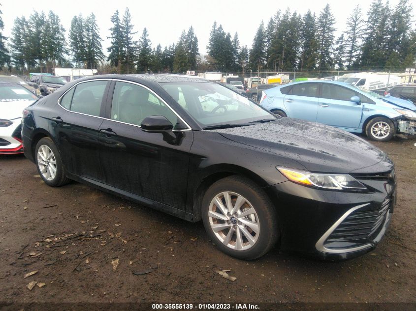2022 TOYOTA CAMRY LE VIN: 4T1C11AKXNU690738