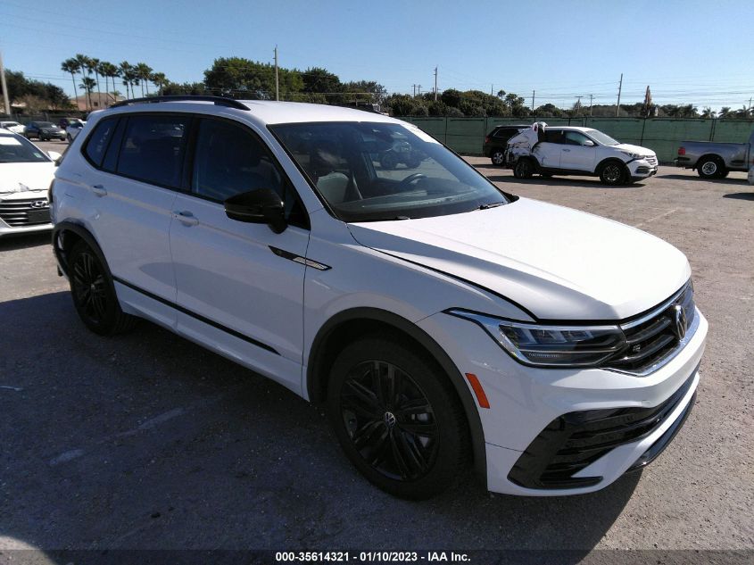 2022 VOLKSWAGEN TIGUAN SE R-LINE BLACK VIN: 3VVCB7AXXNM025490