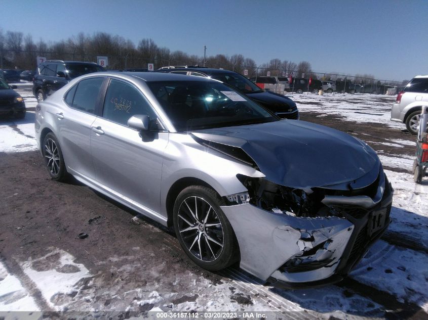 2022 TOYOTA CAMRY SE VIN: 4T1G11AK8NU695633