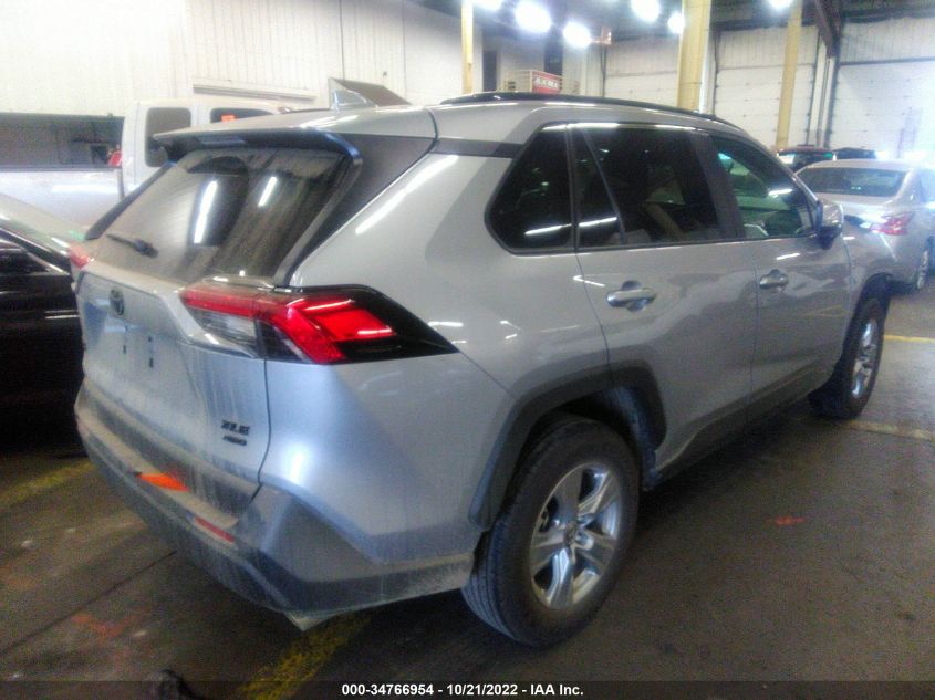 2022 TOYOTA RAV4 XLE VIN: 2T3P1RFV5NC294003