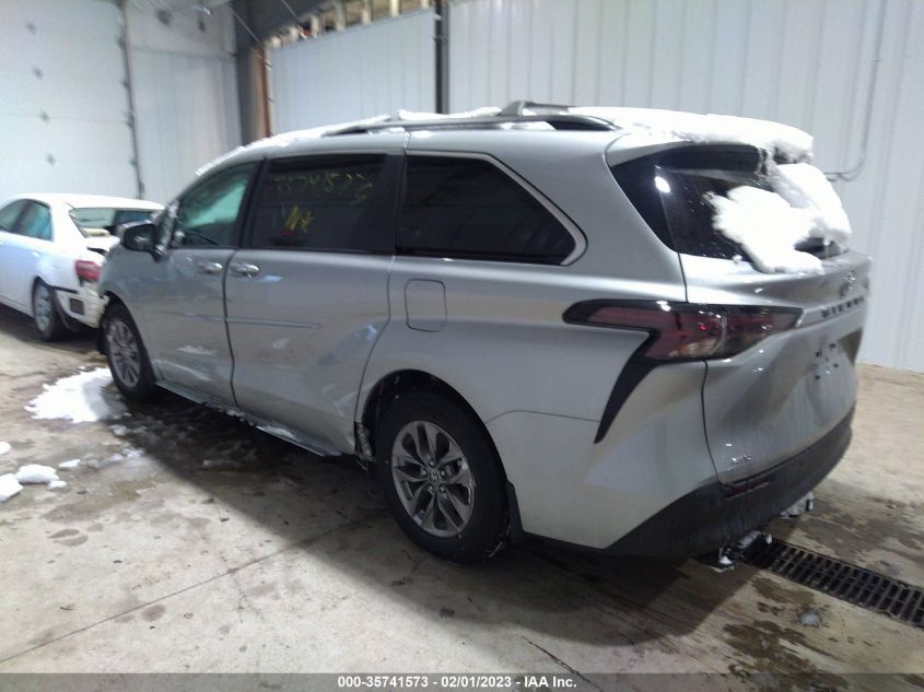 2023 TOYOTA SIENNA XLE/WOODLAND EDITION VIN: 5TDJSKFCXPS080443