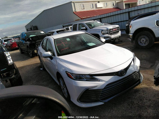 2022 TOYOTA CAMRY LE VIN: 4T1C11AK2NU637418