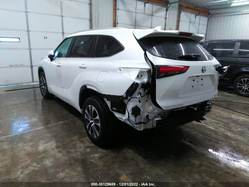 2022 TOYOTA HIGHLANDER HYBRID XLE VIN: 5TDHBRCH5NS539060