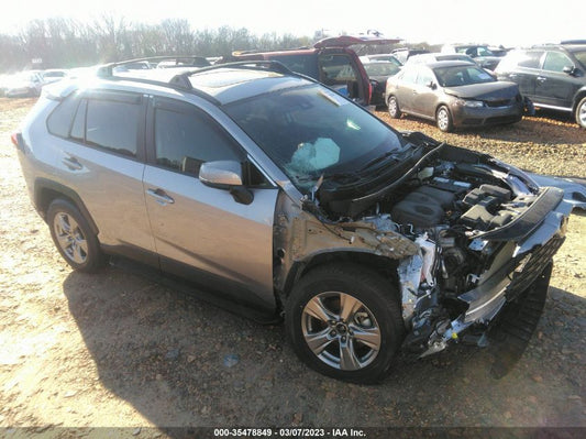 2022 TOYOTA RAV4 XLE VIN: 2T3W1RFVXNC209930