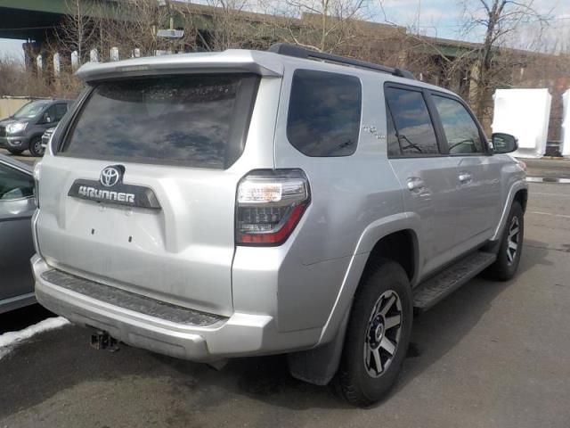 2022 TOYOTA 4RUNNER TRD OFF ROAD PREMIUM VIN: JTERU5JR1N5976509