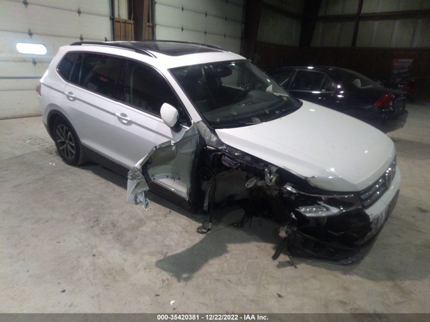 2020 VOLKSWAGEN TIGUAN SE/SEL/SE R-LINE BLACK VIN: 3VV2B7AX6LM151869