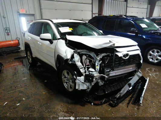 2021 TOYOTA RAV4 XLE VIN: 2T3P1RFV6MC146117