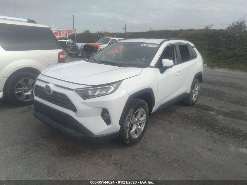 2021 TOYOTA RAV4 XLE VIN: 2T3P1RFV9MC153868