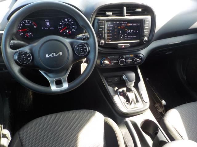 2022 KIA SOUL LX VIN: KNDJ23AU0N7809255