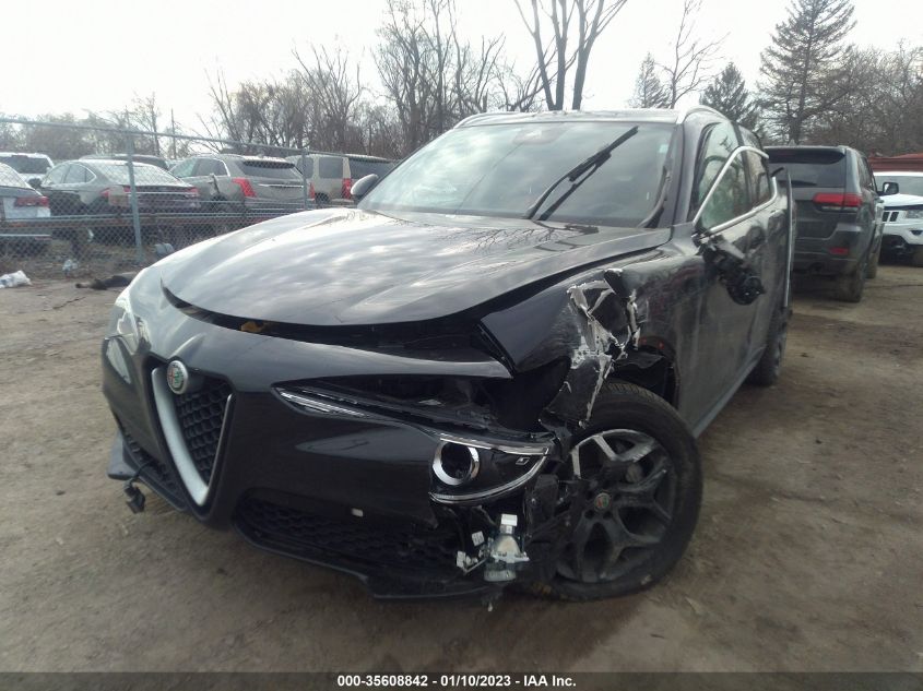 2021 ALFA ROMEO STELVIO VIN: ZASPAKAN8M7C98531