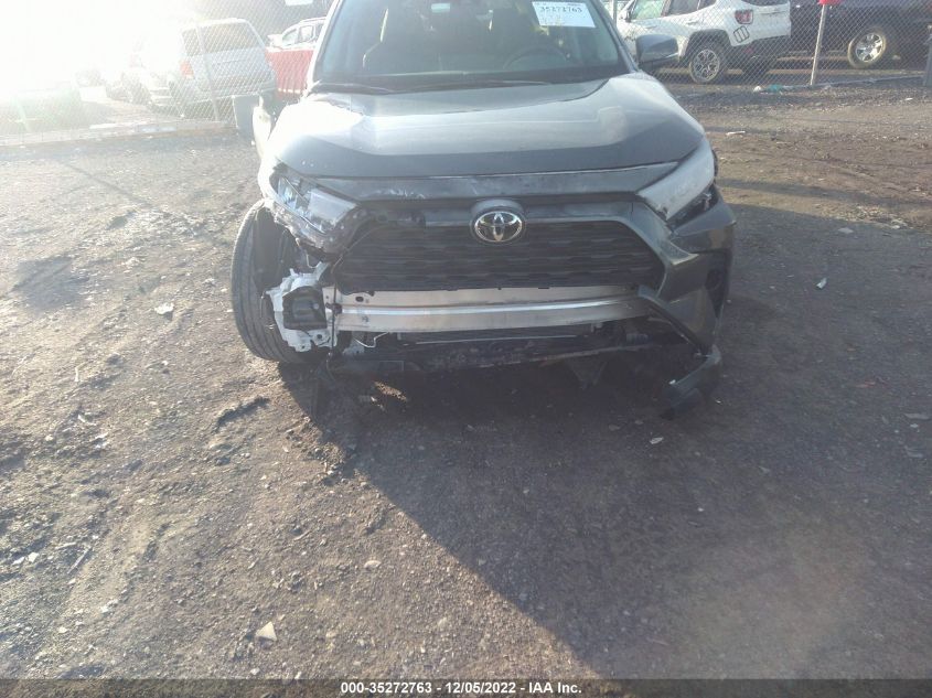 2020 TOYOTA RAV4 XLE VIN: 2T3R1RFV2LC124493